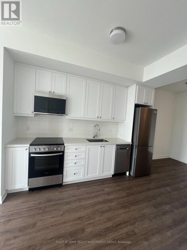 Photo du bâtiment - 51 Clarington Blvd