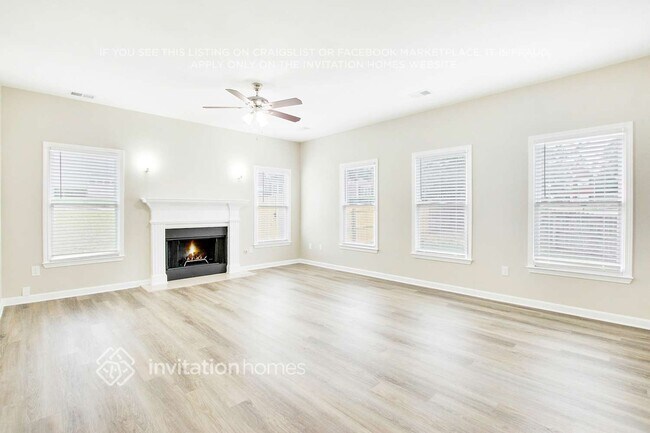 Foto del edificio - 2613 Jacobean Rd