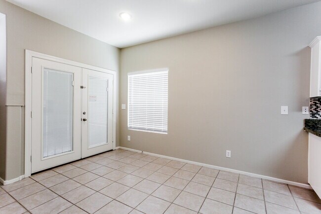 Building Photo - 6813 Tartarus St