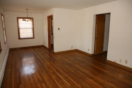 Sala de estar - Roosevelt Garden Apartments