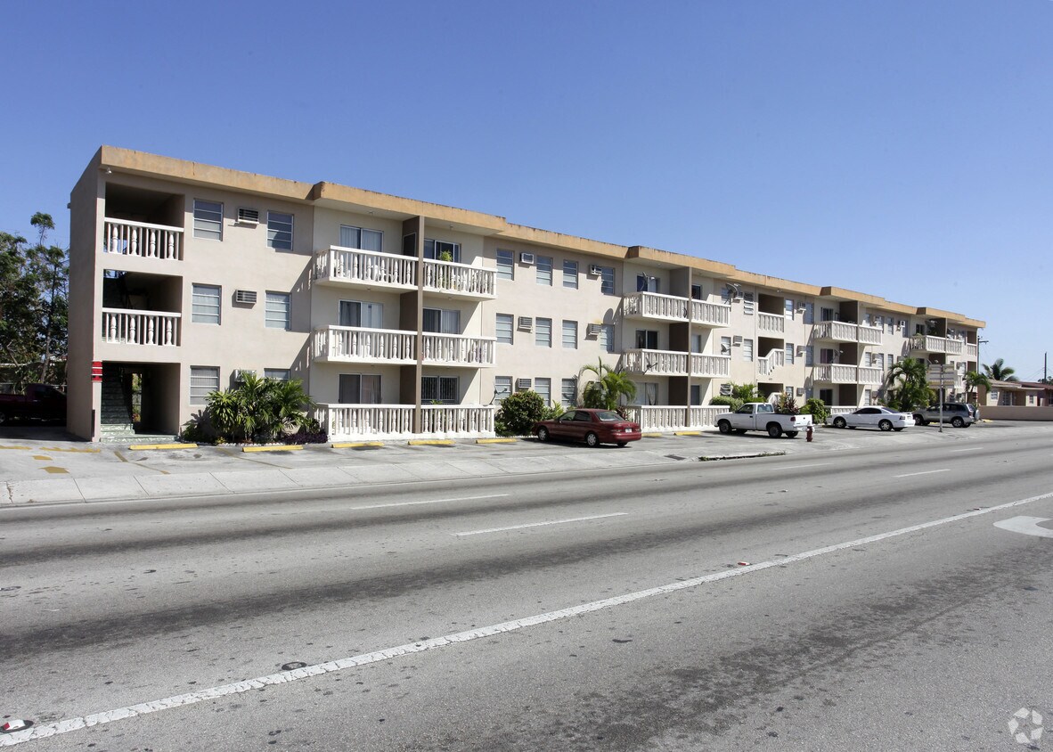 Foto del edificio - 4801 E 8th Ave
