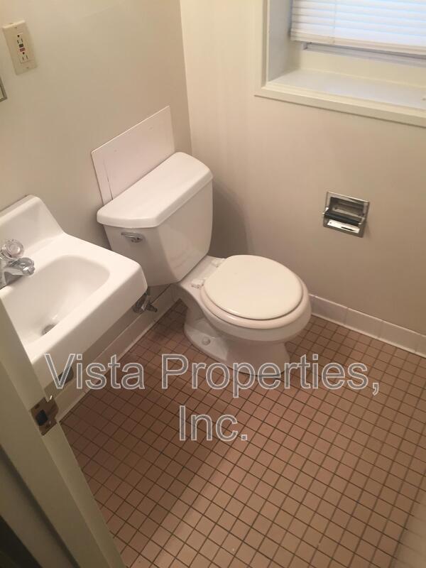 Photo - 1840 La Salle Pl House