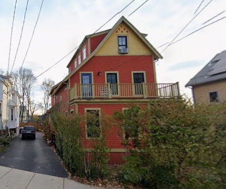 Foto del edificio - 243 Summer St