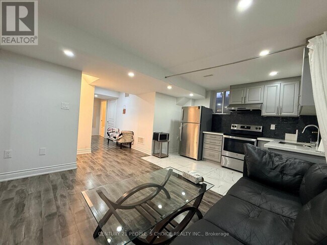 Building Photo - 12 Bandera Dr