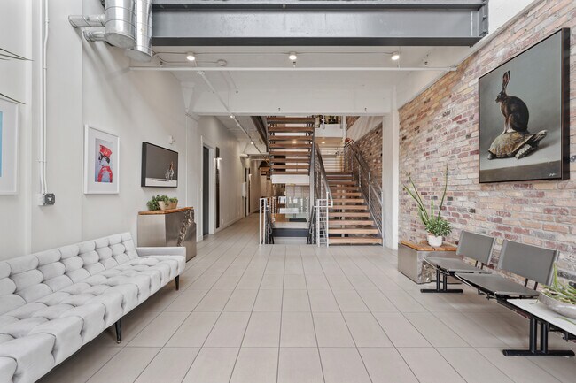 Foto del edificio - Paragon Station