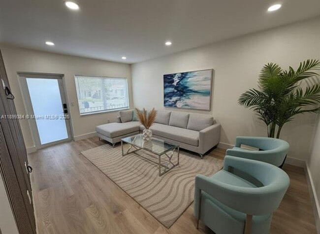 Foto del edificio - 2772 SW 25th St
