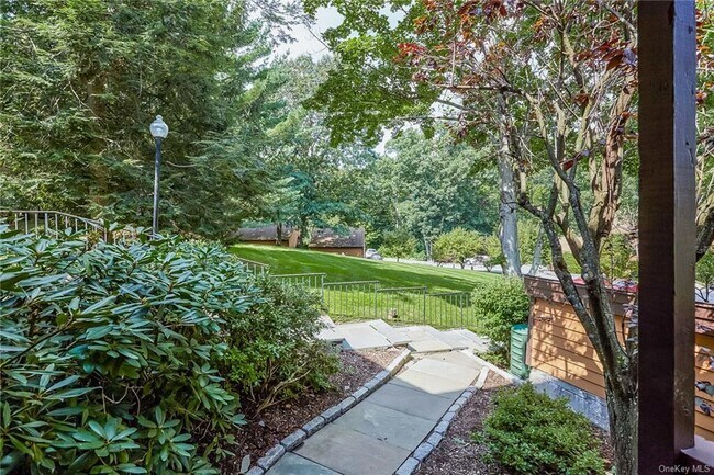 Foto del edificio - 84 Pheasant Run