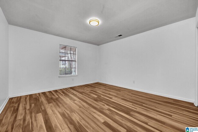 Building Photo - 7728 1st Ave S
