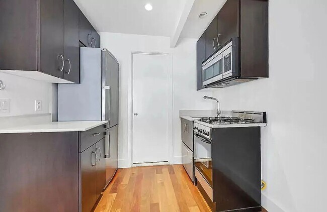 Foto del edificio - 165 Ludlow Street