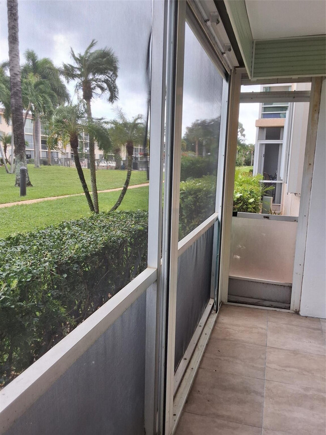 Building Photo - 4500 N Federal Hwy