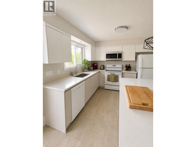 Photo du bâtiment - 41541 Brennan Rd