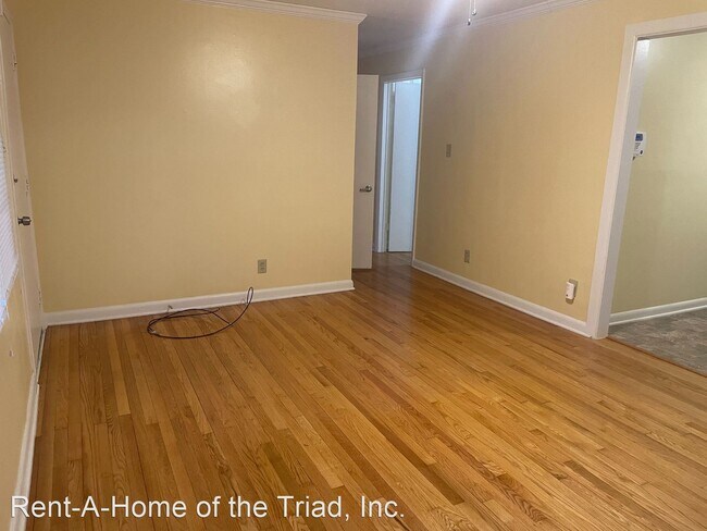 Foto del edificio - 3 br, 1 bath House - 1903 Phillips Ave