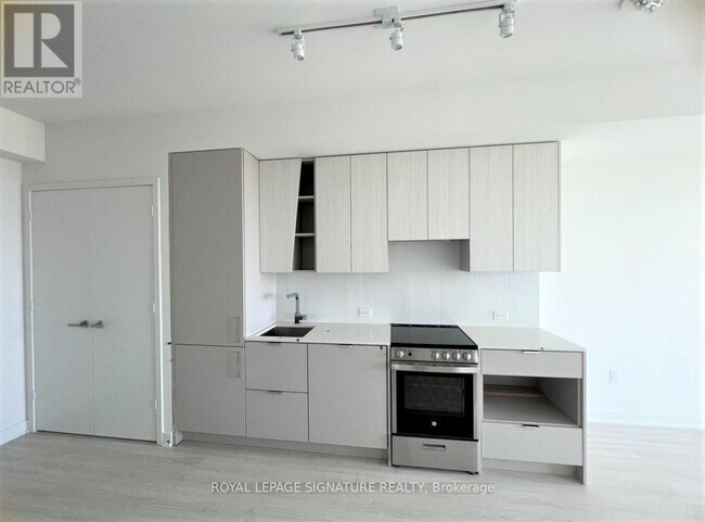 Photo du bâtiment - 3883 Quartz Rd