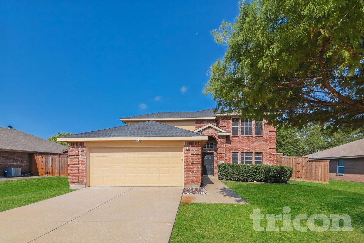 Foto principal - 909 Zoe St