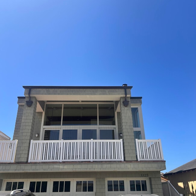 Foto del edificio - 3329 Harbor Blvd