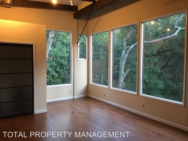 Foto del edificio - 3 br, 1.5 bath House - 148 Cleland Avenue