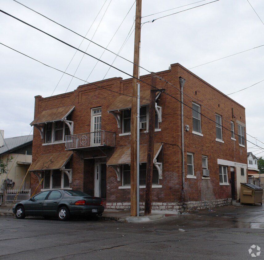 Building Photo - 610 Octavia St