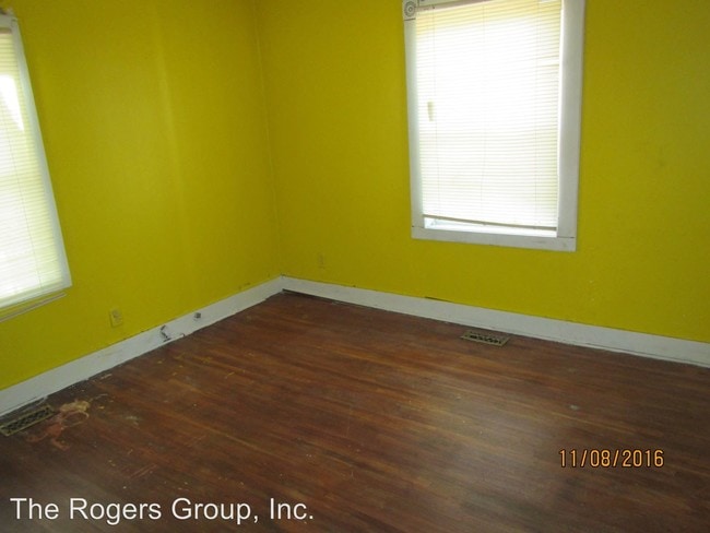 Building Photo - 713 N Williams St