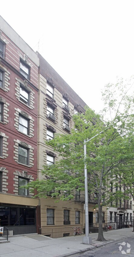 315-317 E 95th Street - 315-317 E 95th St