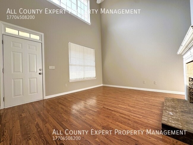 Building Photo - 6463 Topside Ave
