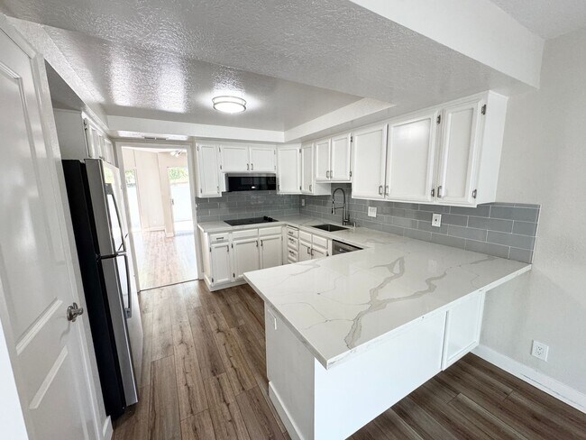 Building Photo - Nice Upgraded Condo in Danville with over ...