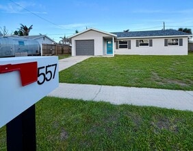 Building Photo - 557 Chantilly Dr