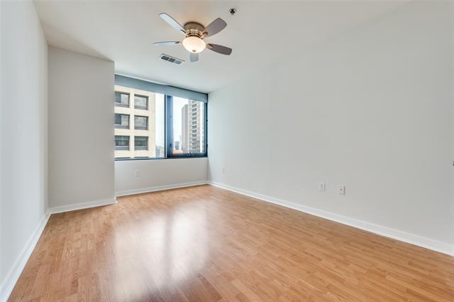 Building Photo - 1200 Main St