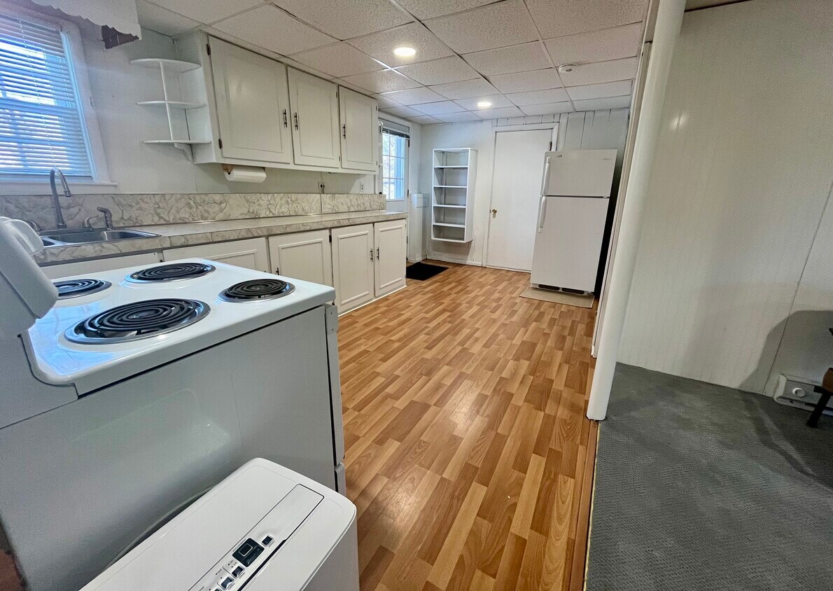 15 Whippoorwill Dr, Shrewsbury, MA 01545 House Rental in Shrewsbury