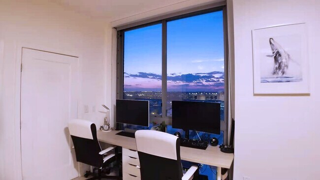Foto del edificio - 201 Marin Blvd
