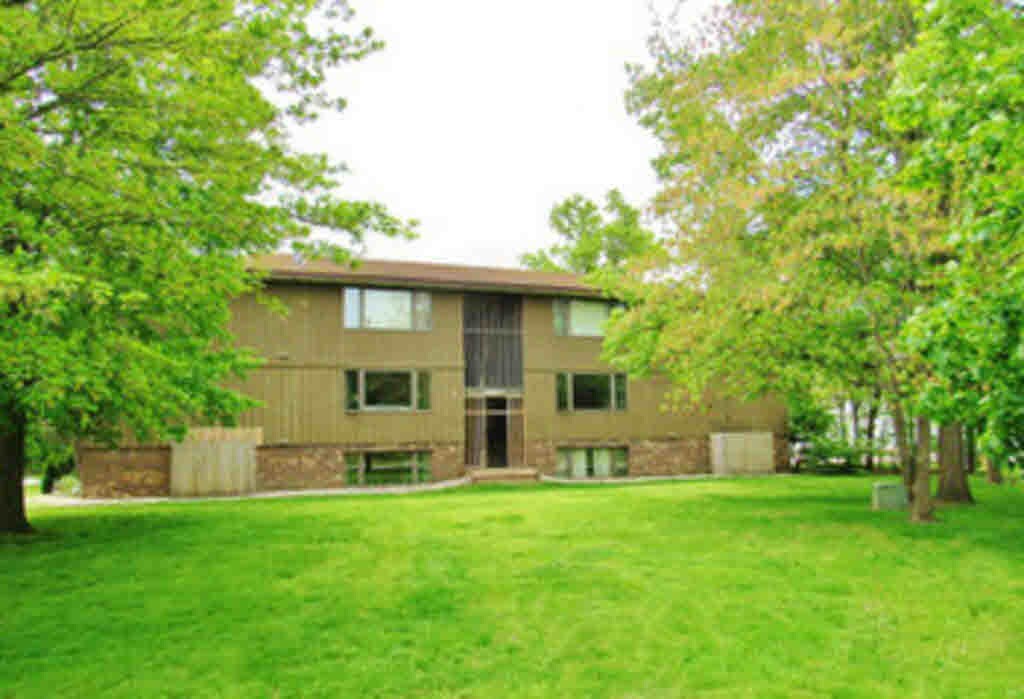 4907 Universal Dr, Midland, MI 48640 House Rental in Midland, MI