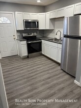 Building Photo - 2054 W 98th St