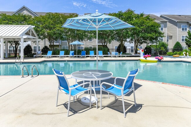 Pool Area - Marley Manor Luxury Apartment Homes