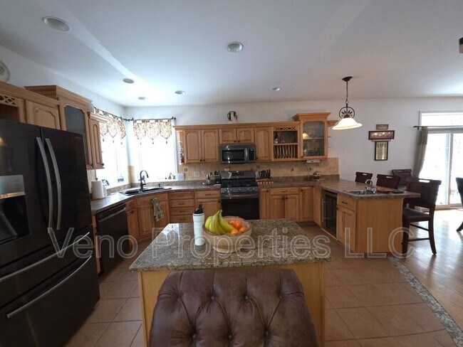 Foto del edificio - 1023 Packer Rd
