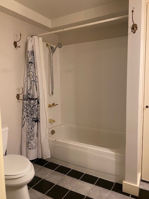 Foto del edificio - 152 W Florentia St