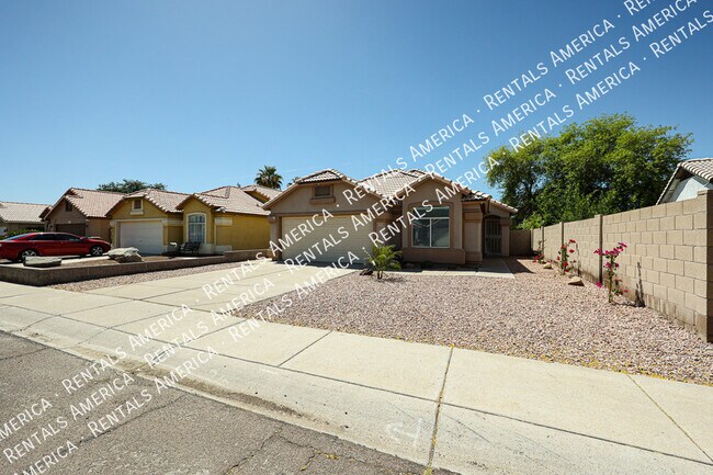 Building Photo - 8449 W Audrey Ln
