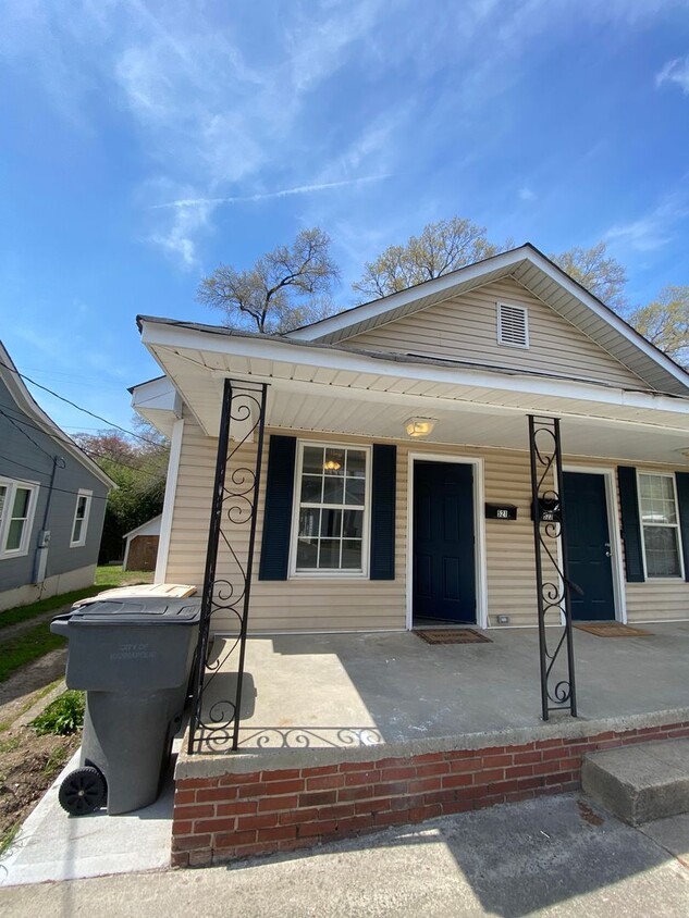Primary Photo - Lawncare and water included- 1 Bed 1.5 Bat...