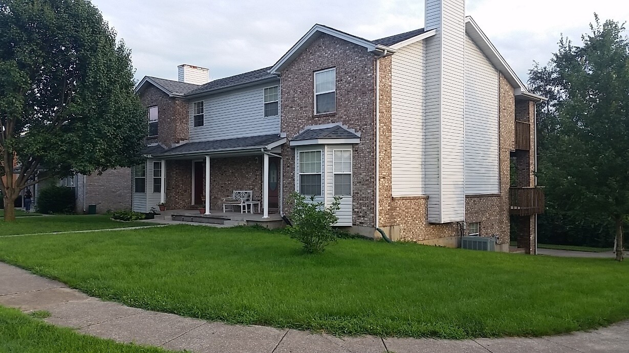 Primary Photo - 301 Anthony Dr