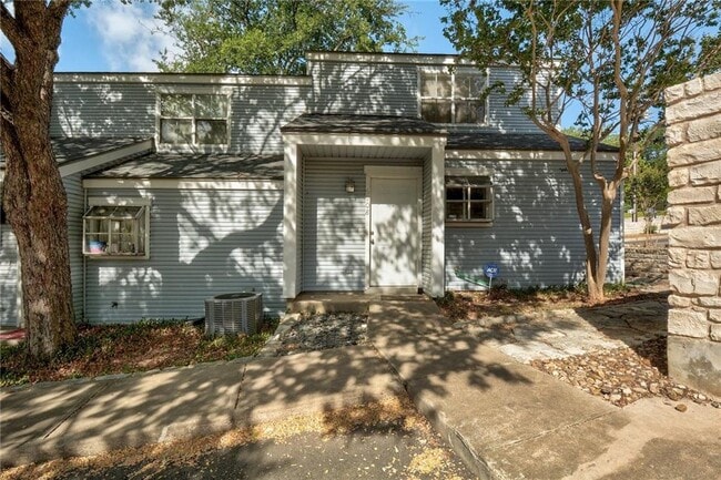 Building Photo - 6908 Old Quarry Ln