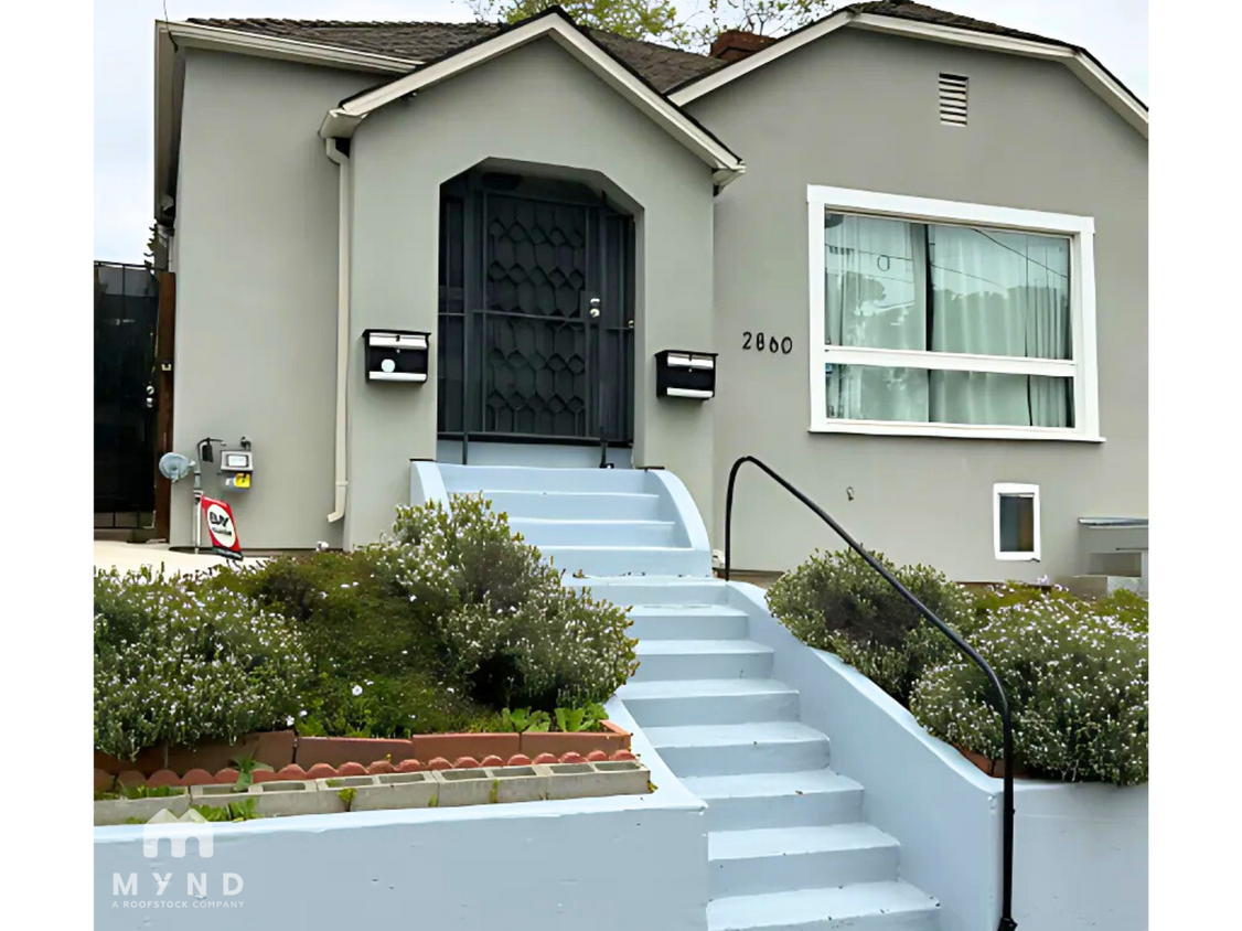 Foto principal - 2860 Montana St