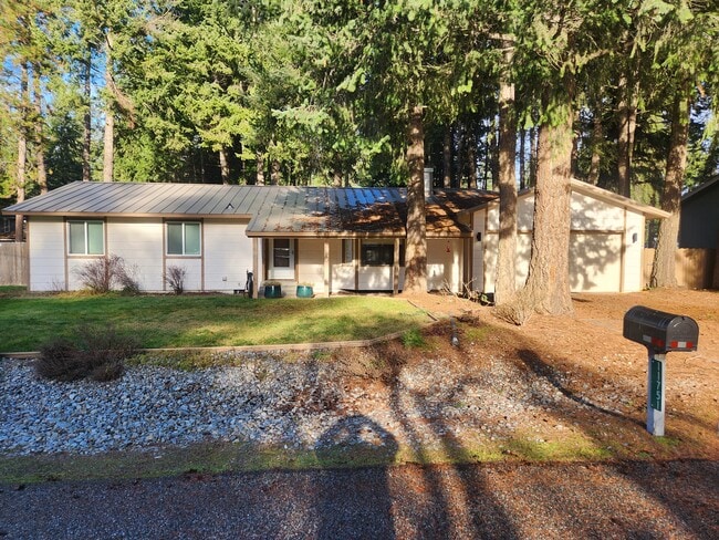 Building Photo - 11751 N Ruby Dr