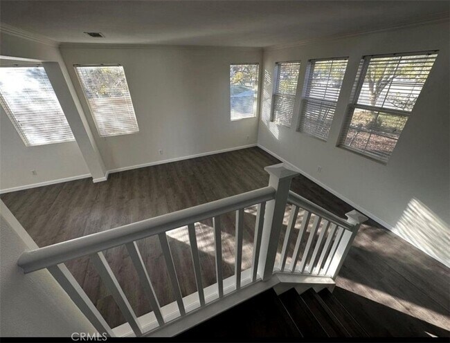 Foto del edificio - 1528 Sutherland St