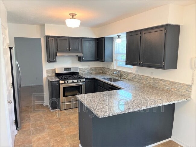 Building Photo - 6107 Loganberry Ct