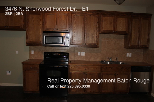 Building Photo - 3476 N Sherwood Forest Dr