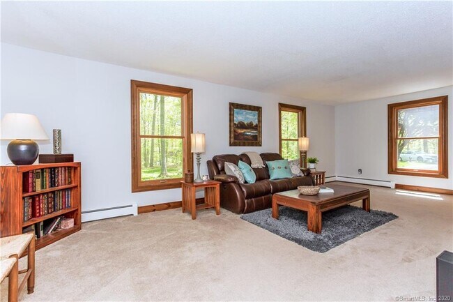 Building Photo - 51 Luchon Rd