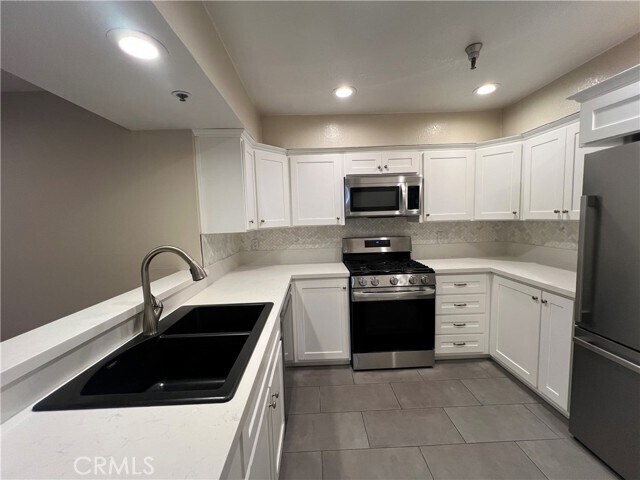 Foto del edificio - 280 Cagney Ln