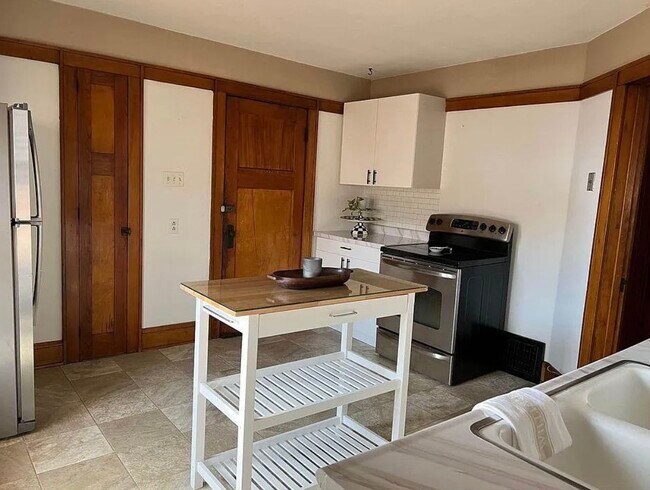 Foto del edificio - 2343 N 56th St