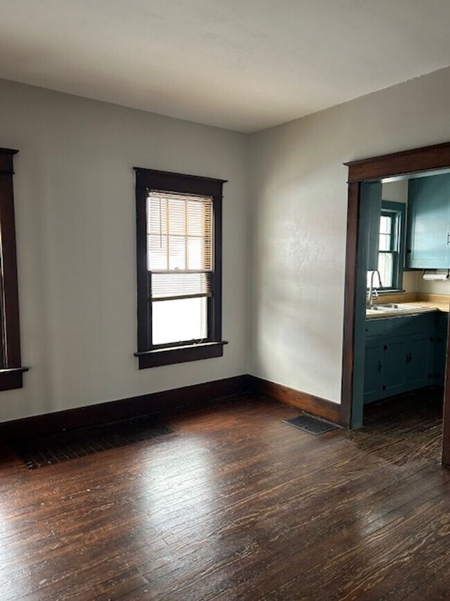 Foto del edificio - 2 Bedroom, 2 Bath Home w/Full Basement in Dayton