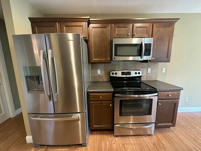 Foto del edificio - 4500 Weybridge Dr