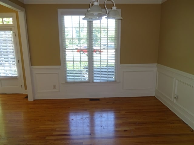 Building Photo - 7030 Blue Fox Ct
