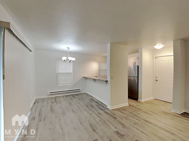 Foto del edificio - 9805 Avondale Rd NE
